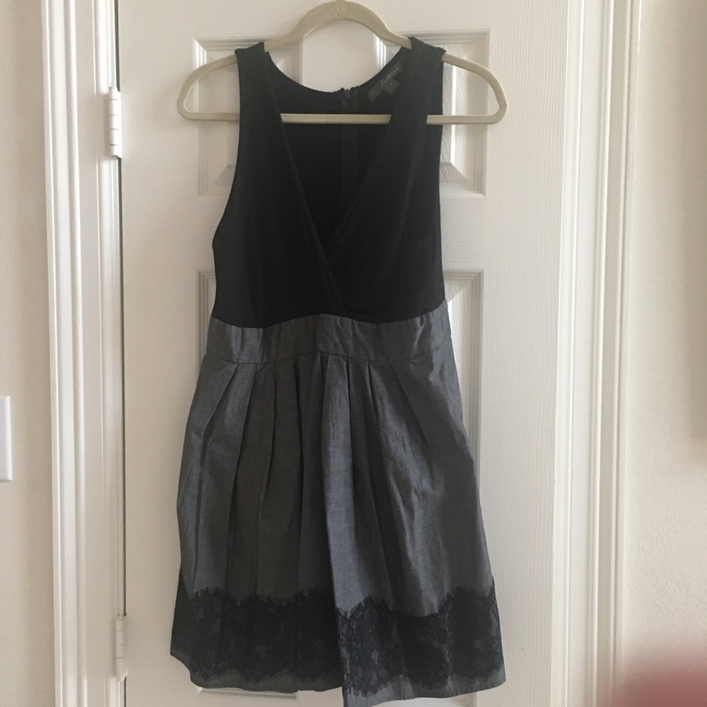 Sleeveless black and gray dress